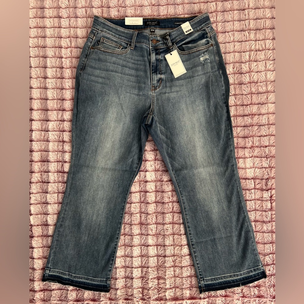 Judy Blue Women's Mid Rise Cropped Boot Jeans